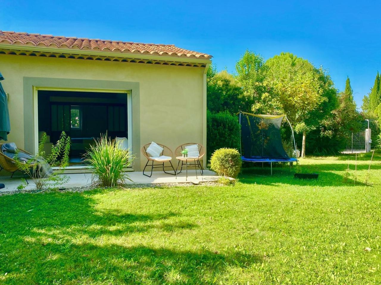 Appartement Neuf Et Au Calme Proche Avignon Althen-des-Paluds Экстерьер фото